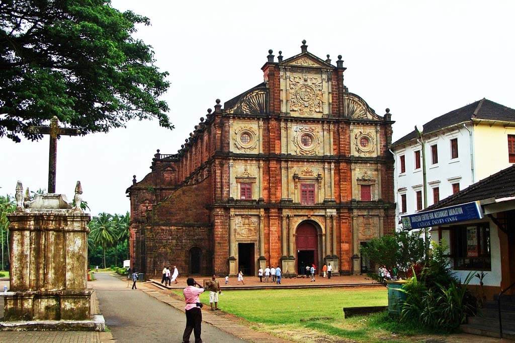 basillica bom jesus goa