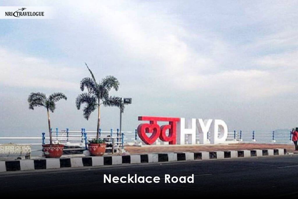 Necklace Road