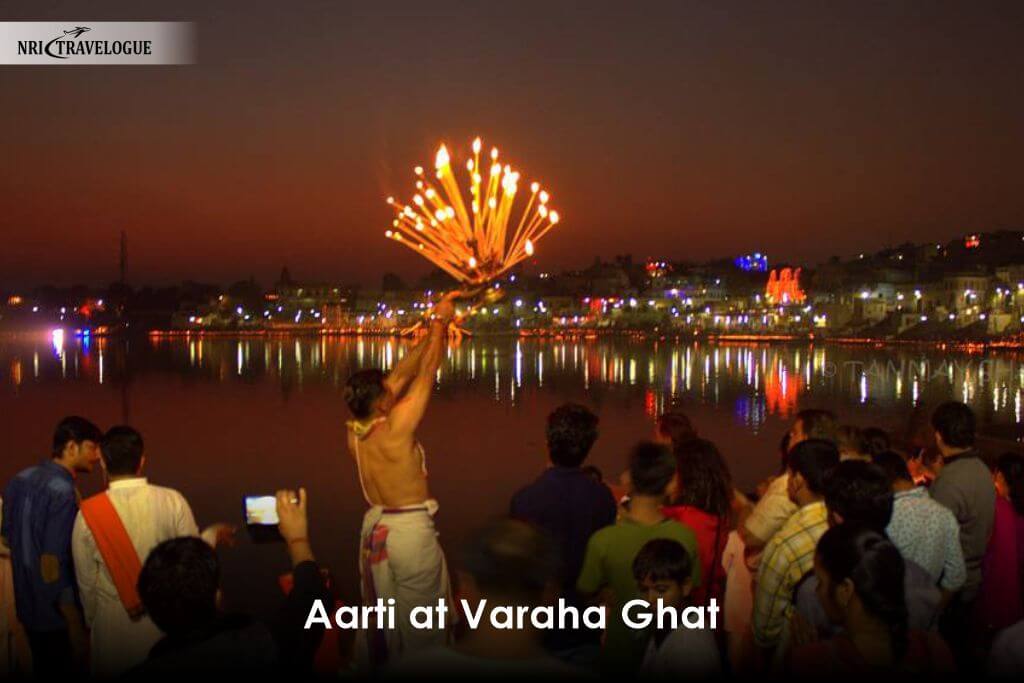 Aarti at Varaha Ghat