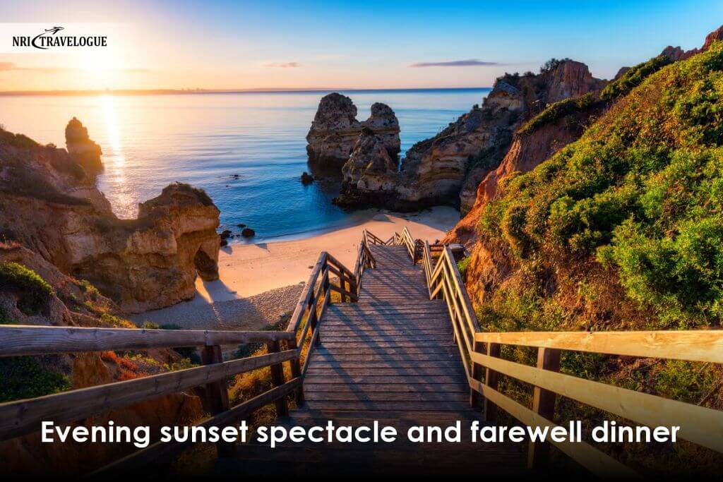 Evening Sunset Spectacle and Farewell Dinner