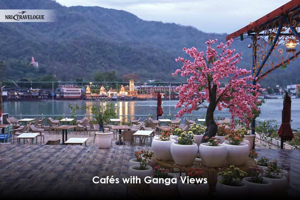 Cafés with Ganga Views