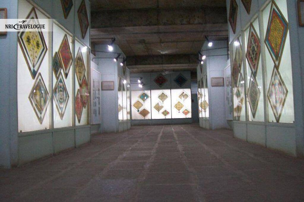 Art installations and handicraft exhibits