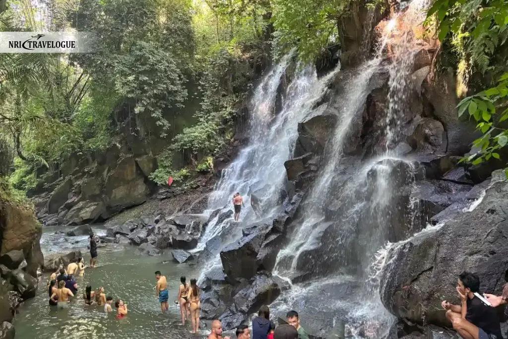 Kampo Lampo Waterfalls