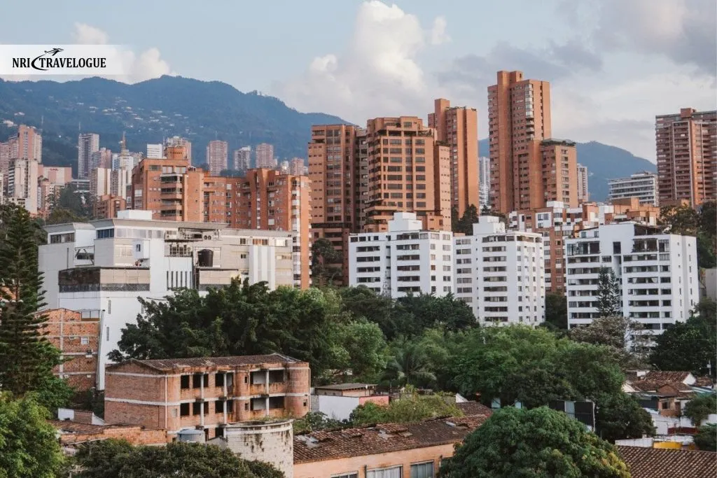 El Poblado – For First-Time Visitors