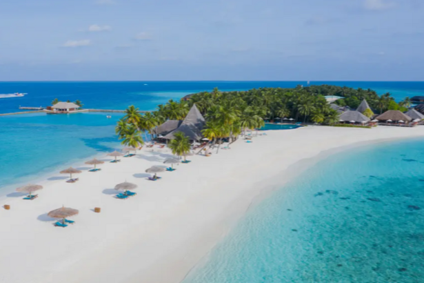 White Sand Beach